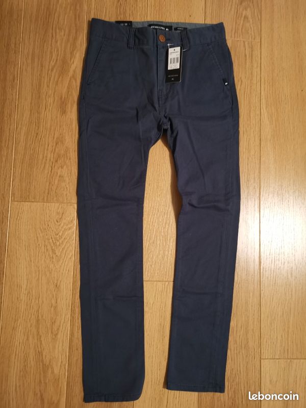 Pantalon garçon slim fit Quiksilver 12 ans neuf (image 1)