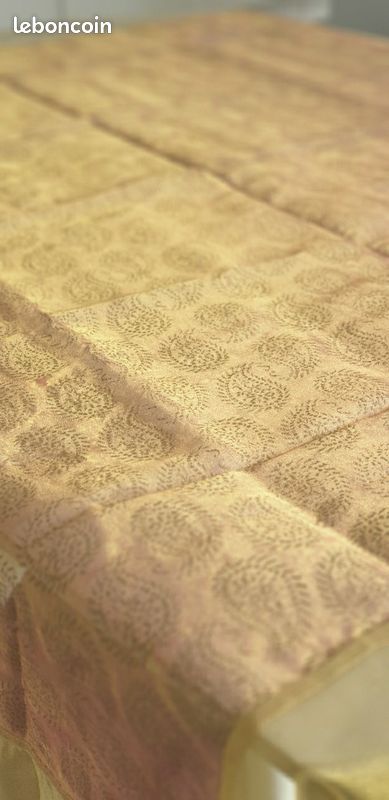 Nappe festive 160x160 or et rose - Fibre métallique - Excellent état (image 10)