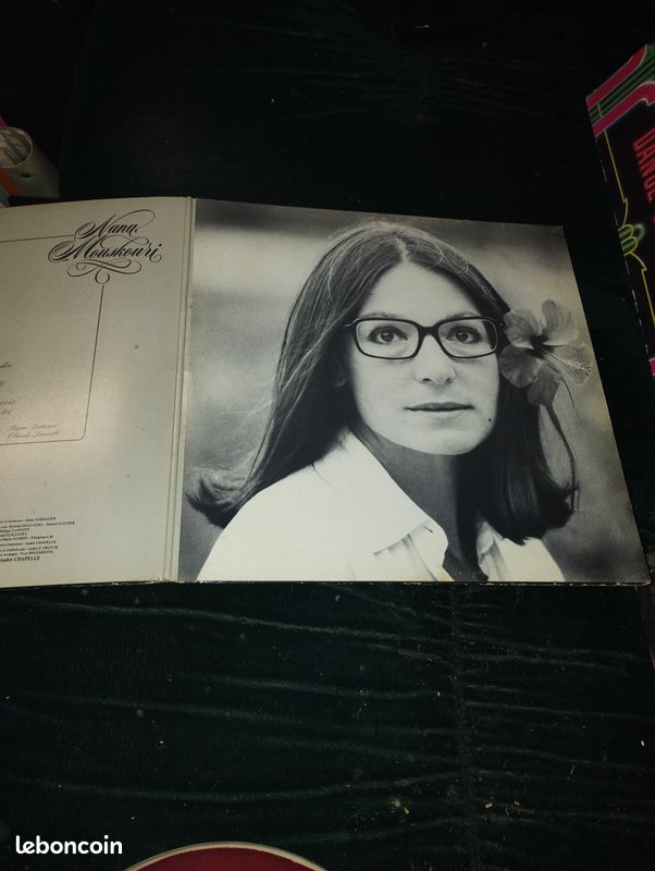 Disque vinyle 33 Tours Nana Mouskouri "qu'il est loin l'amour" (image 2)