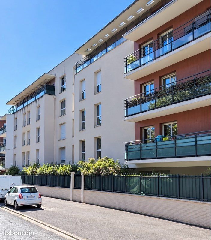 Appartement 3 pièces 60 m² · à Ivry-sur-Seine · 60,1 m² · 339 000 €