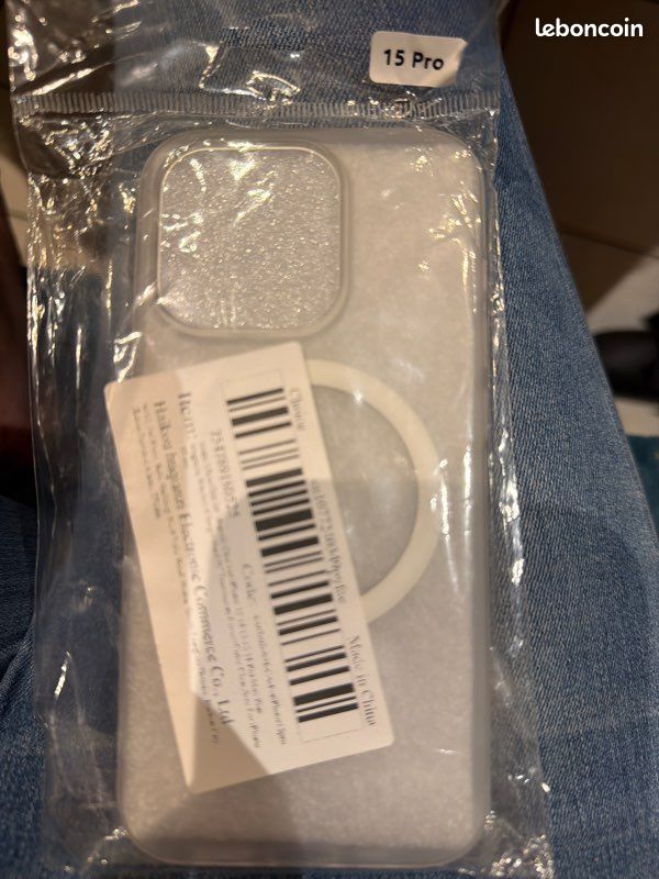 Coque i phone 15 pro (image 1)
