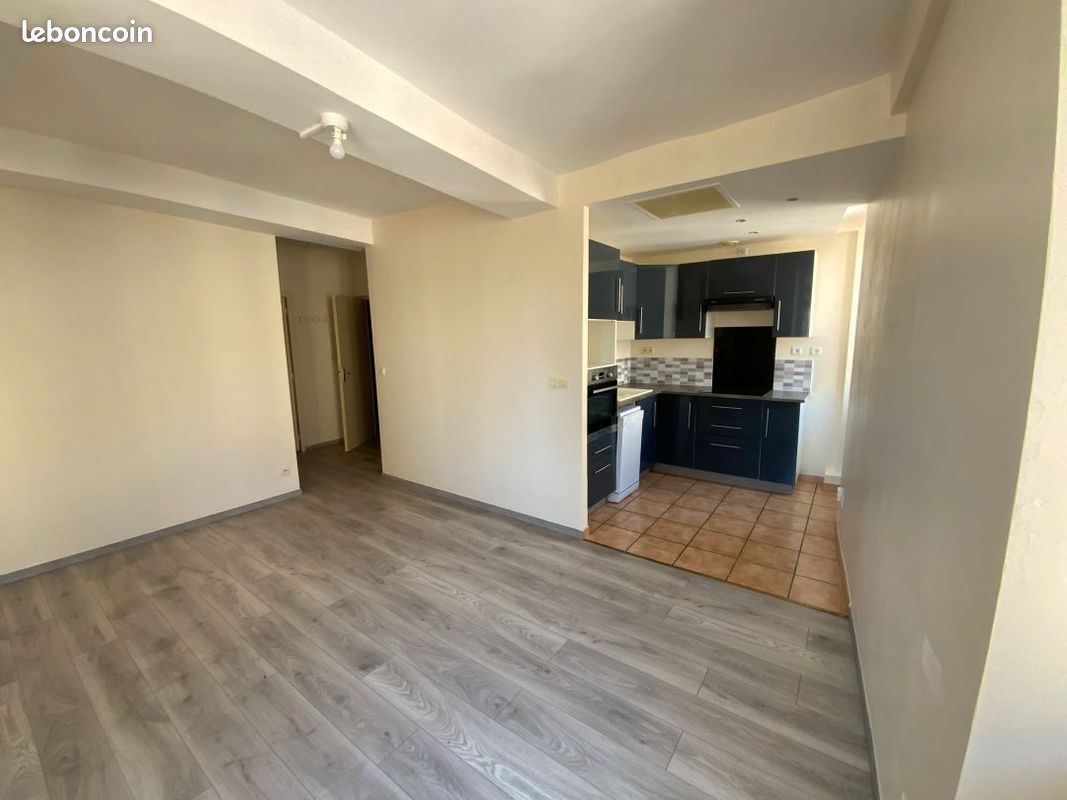 Appartement 2 pièces 42 m² · à Buxy · 42 m² · 570 €