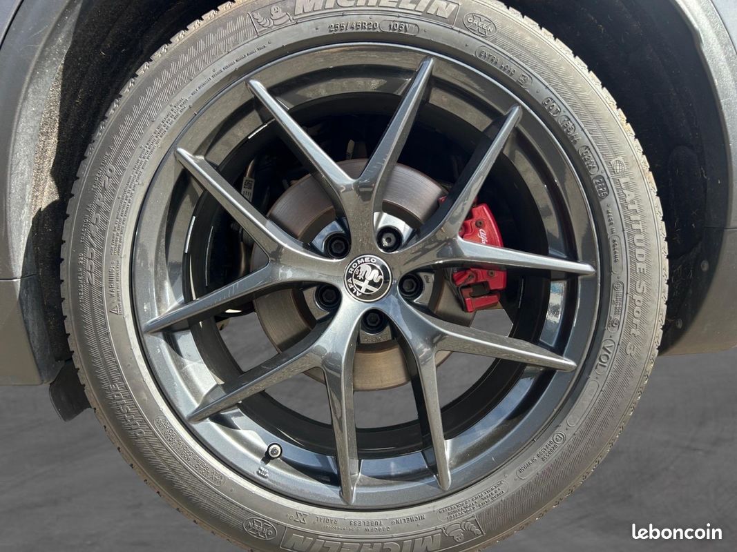 ALFA ROMEO STELVIO 2.0T 280 TURISMO Q4 AT 280Ch Garantie 12 mois 99700 kms (image 15)