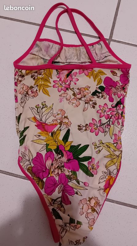 Lot maillots de bain fille 2 à 5 ans (image 5)