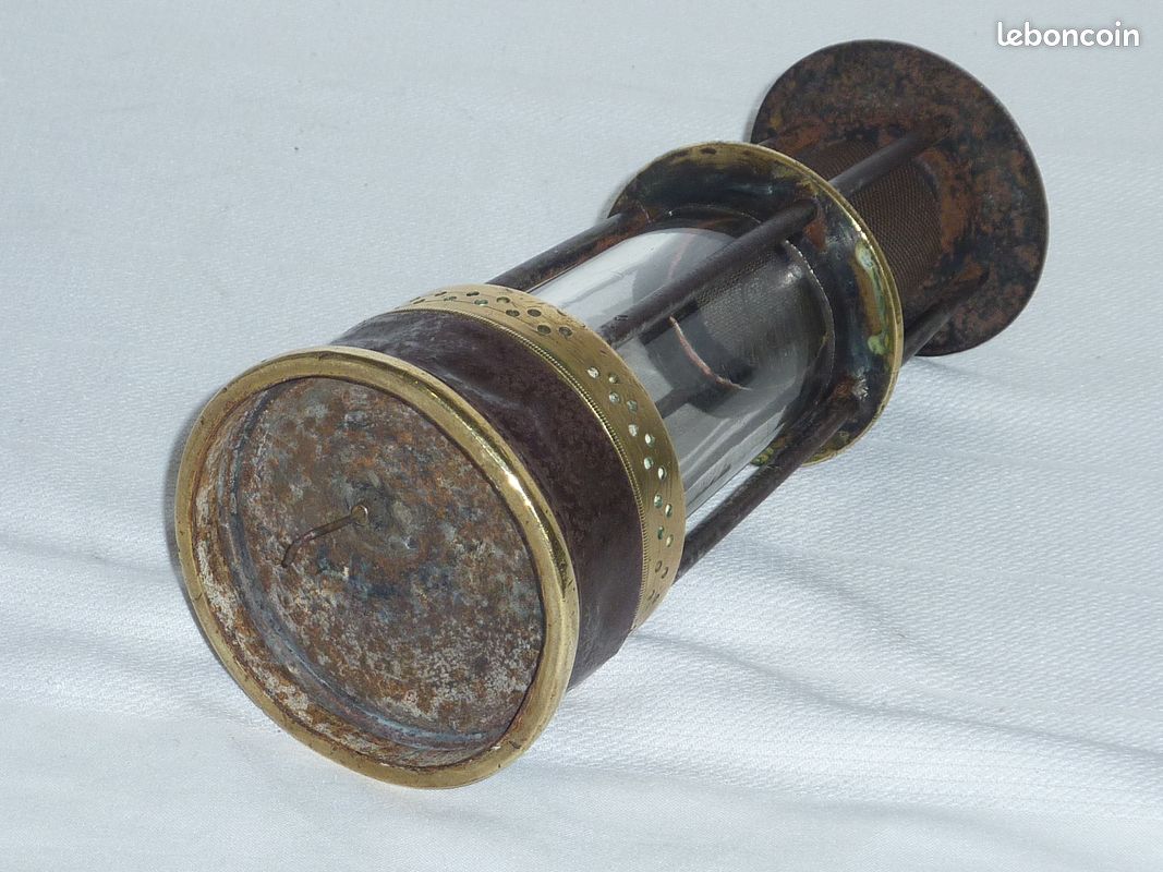 Lampe de mineur en fer et laiton (Boty Bainbridge) / Achille André (Belgique) / 1890 (image 7)