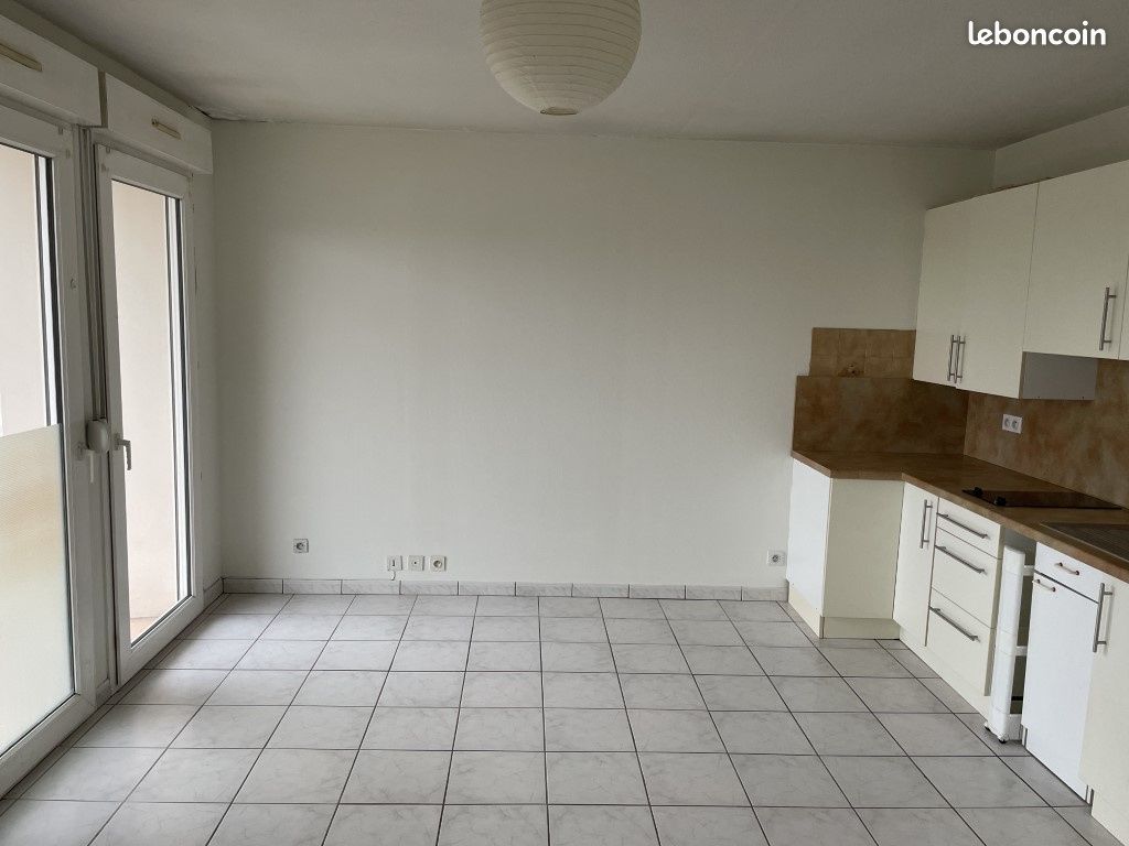 Studio 1 pièce 30 m² - Arnac-Pompadour 19230 (image principale 1)