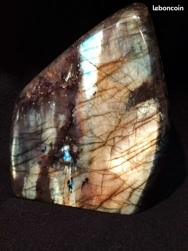 Labradorite (image 2)