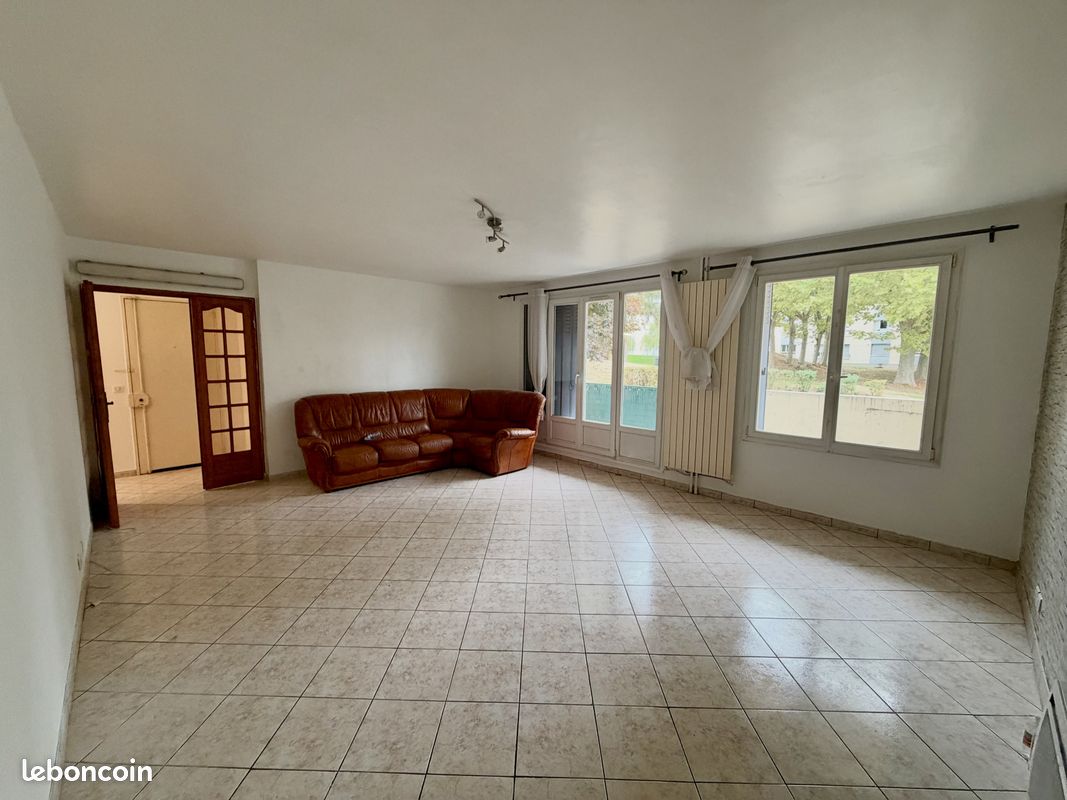 Appartement 3 pièces 70 m² · à Bondy · 70 m² · 162 000 €