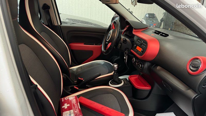 RENAULT TWINGO 0.9 TCe 90 ENERGY LUXE – 2015 – 66 400 KM (image 5)