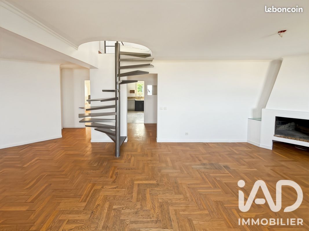 Appartement 4 pièces 91 m² · à Bastia · 91 m² · 330 000 €