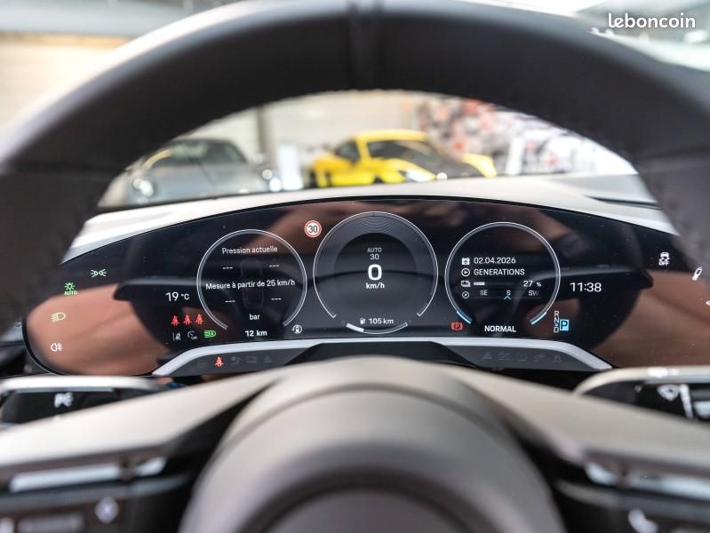 Porsche Taycan 435ch 4 avec batterie performance plus (image 28)