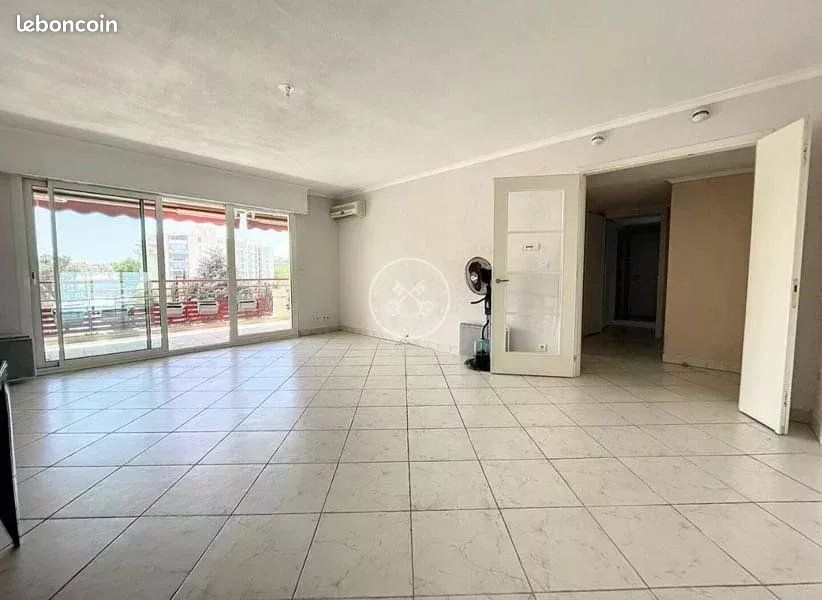 Appartement 3 pièces 79 m² · à Fréjus · 79 m² · 388 000 €