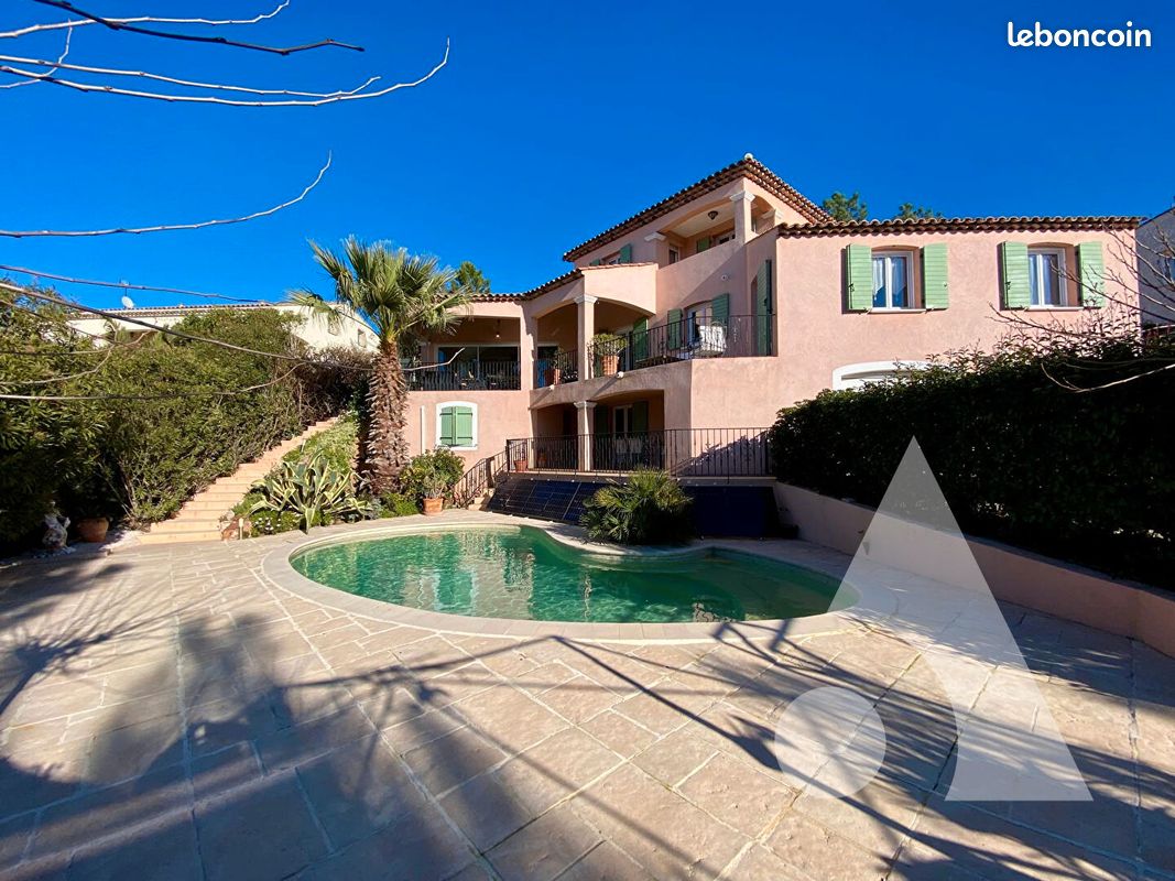 Maison 7 pièces 214 m² · à Vidauban · 214 m² · 599 000 €