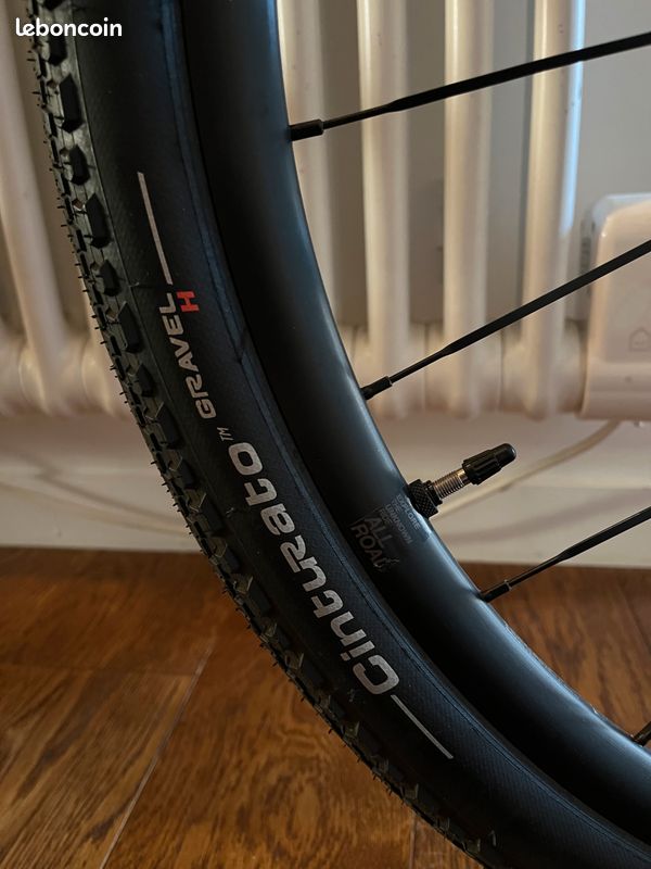 Paire de roues 650b aluminium MENAL ancien (peugeot