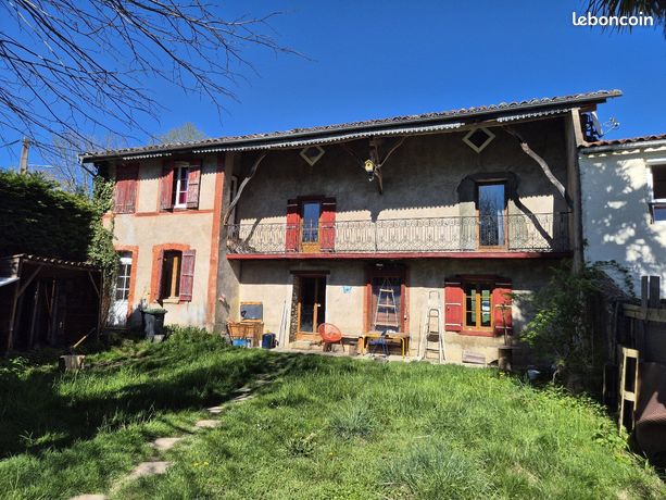 Maison 11 pièces 275 m²