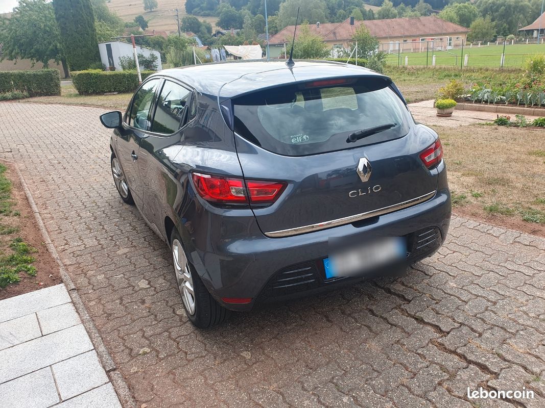 Renault clio 4 1.2 TCE 75cv (image 2)