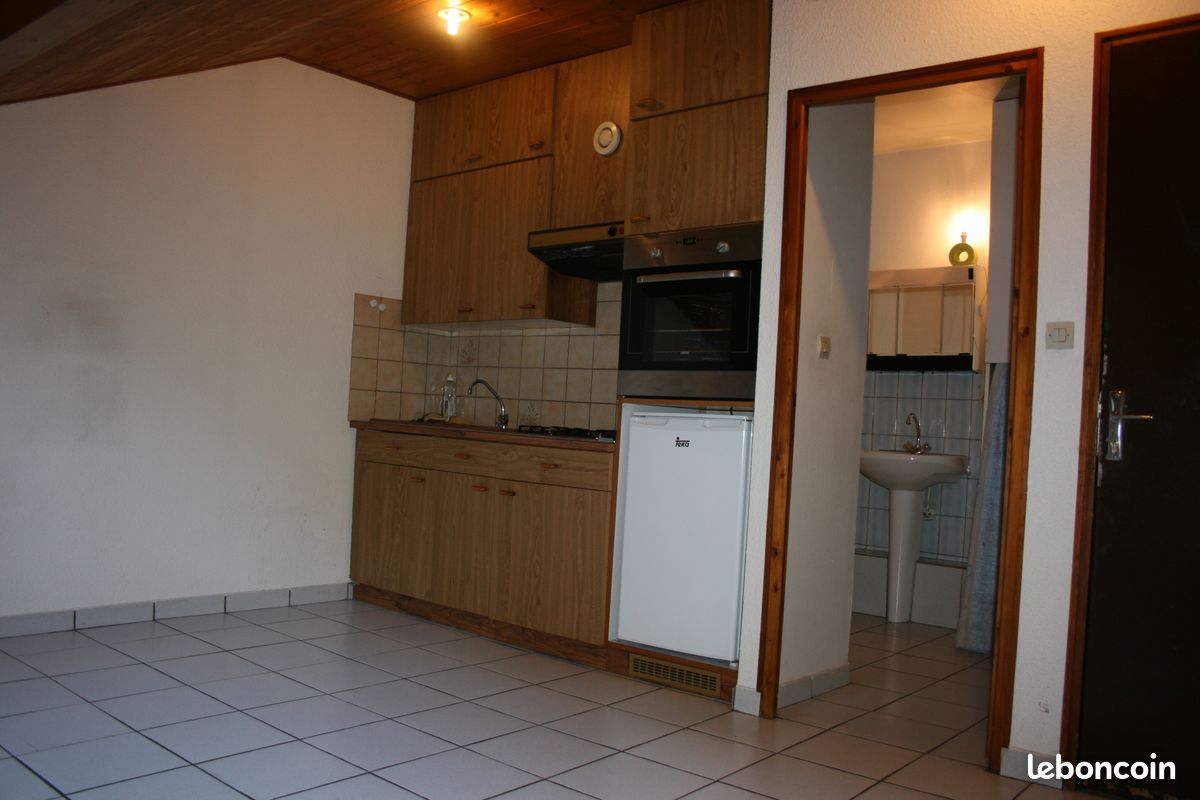 Appartement 1 pièce 20 m² · à Hauts de Bienne · 20 m² · 400 €/mois