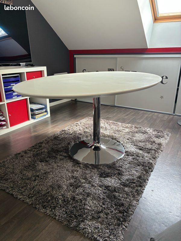 Table ovale (image 2)