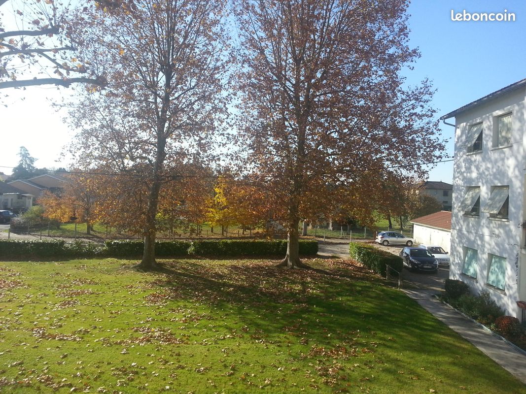 Parking 4 pièces 80 m² · à Fleurance · 80 m² · 475 €