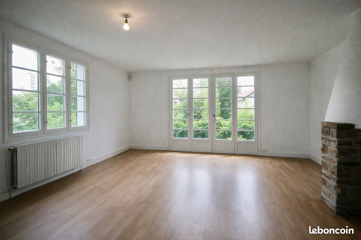 Maison 5 pièces 110 m² · à Bourges · 110 m² · 140 000 €
