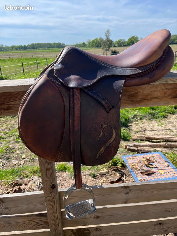 Selle H&C GP 18 Pouces – Large (XW) – Marron – Idéale Cheval