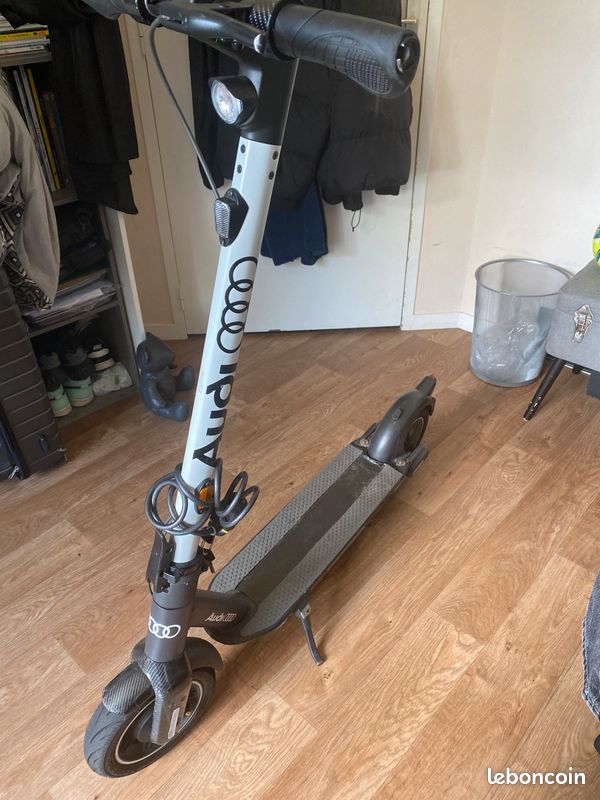 Trottinette audi état niquel (image 2)