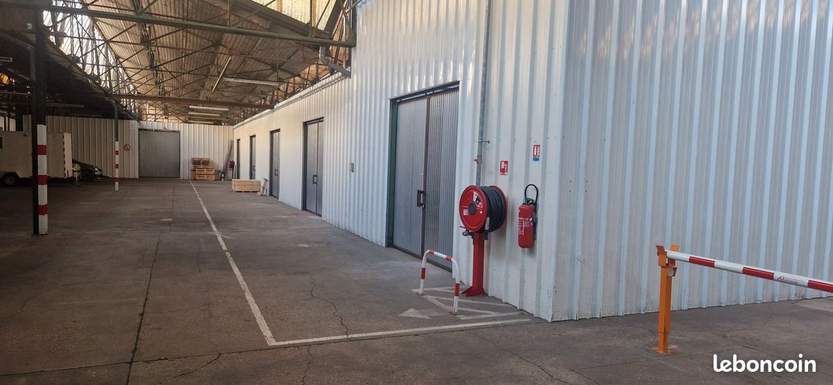 Parking · à Senlis · 120 €/mois