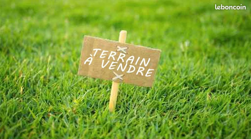 Terrain 1616 m² · à Saint-Étienne-le-Molard · 1 616 m² · 75 000 €
