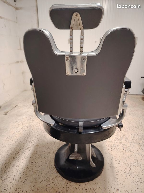 Véritable fauteuil de barbier (image 5)