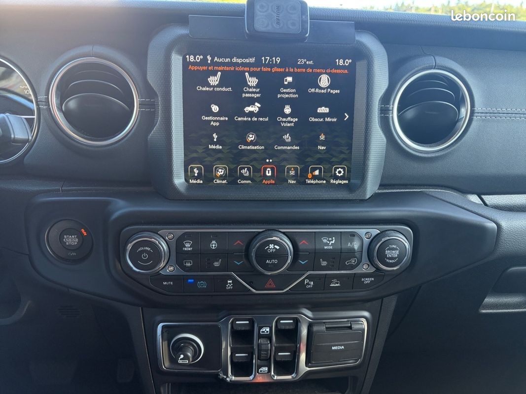 JEEP WRANGLER Unlimited 4xe 2.0 l T 380 ch PHEV 4x4 BVA8 Overland (image 14)