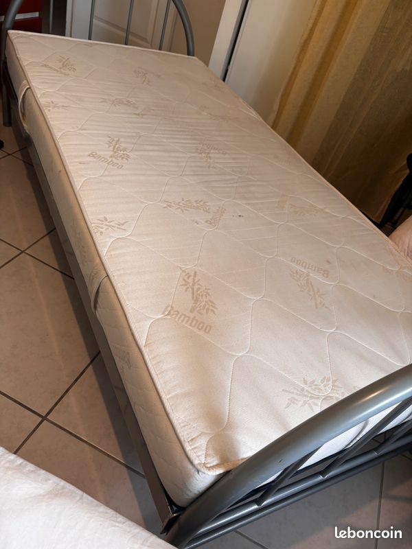Lit + sommier +matelas (image 3)