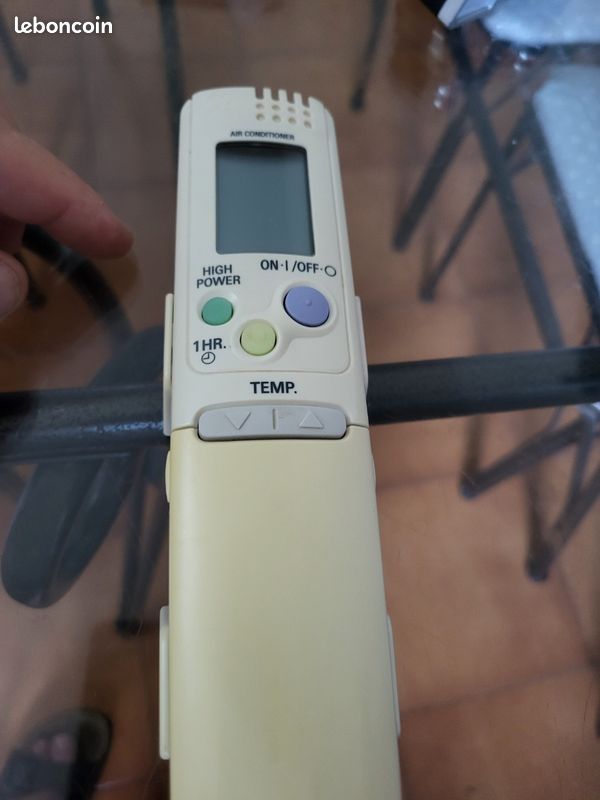 Telecomande sanyo climatisation (image 1)