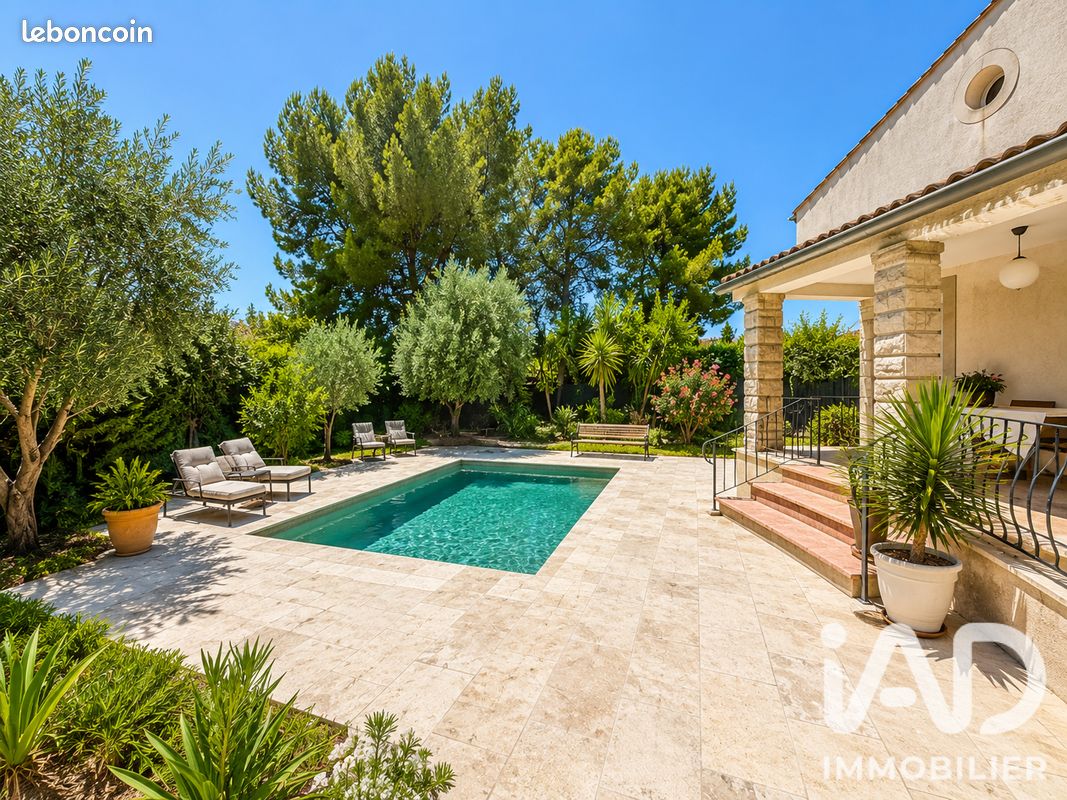 Maison 6 pièces 120 m² · à Rognac · 120 m² · 549 000 €