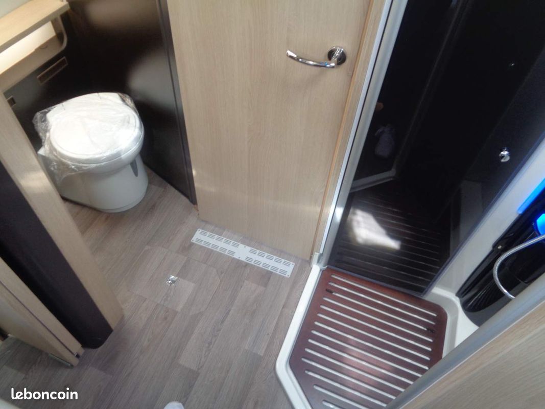 Autostar prestige i 760 lc – 2026 – 180 Ch boîte auto - chassis alko - double plancher – lit central + lit pavillon (image 8)
