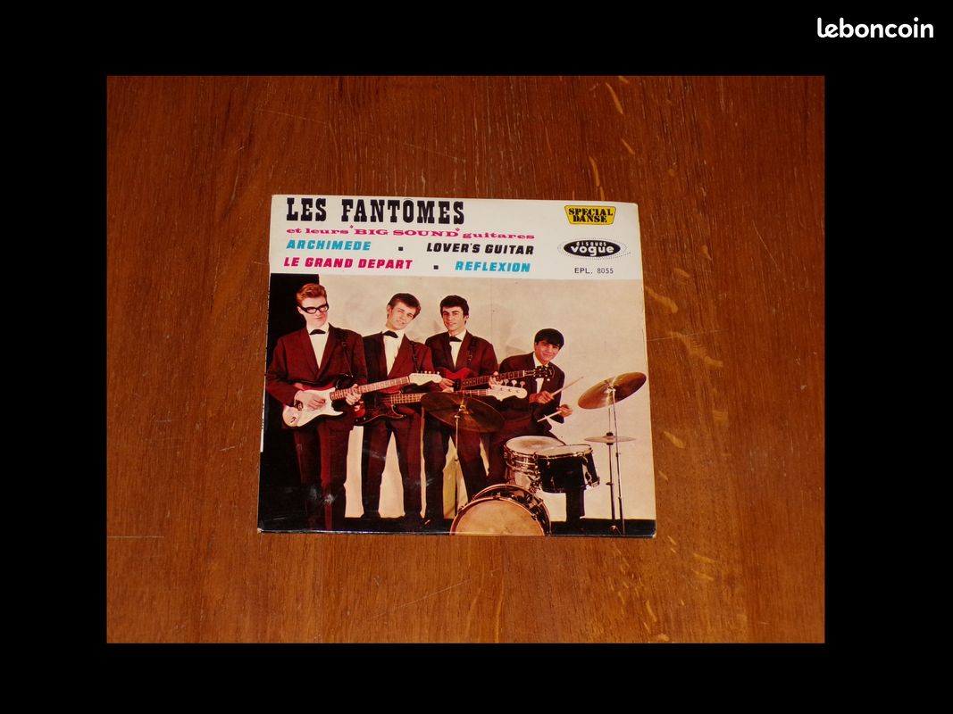 Disque Vinyle Ancien Vintage EP 45 Tours Les Fantômes (image 1)