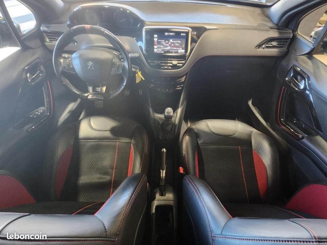 Peugeot 208 GTi 1.6L THP S&S - CH (image 10)