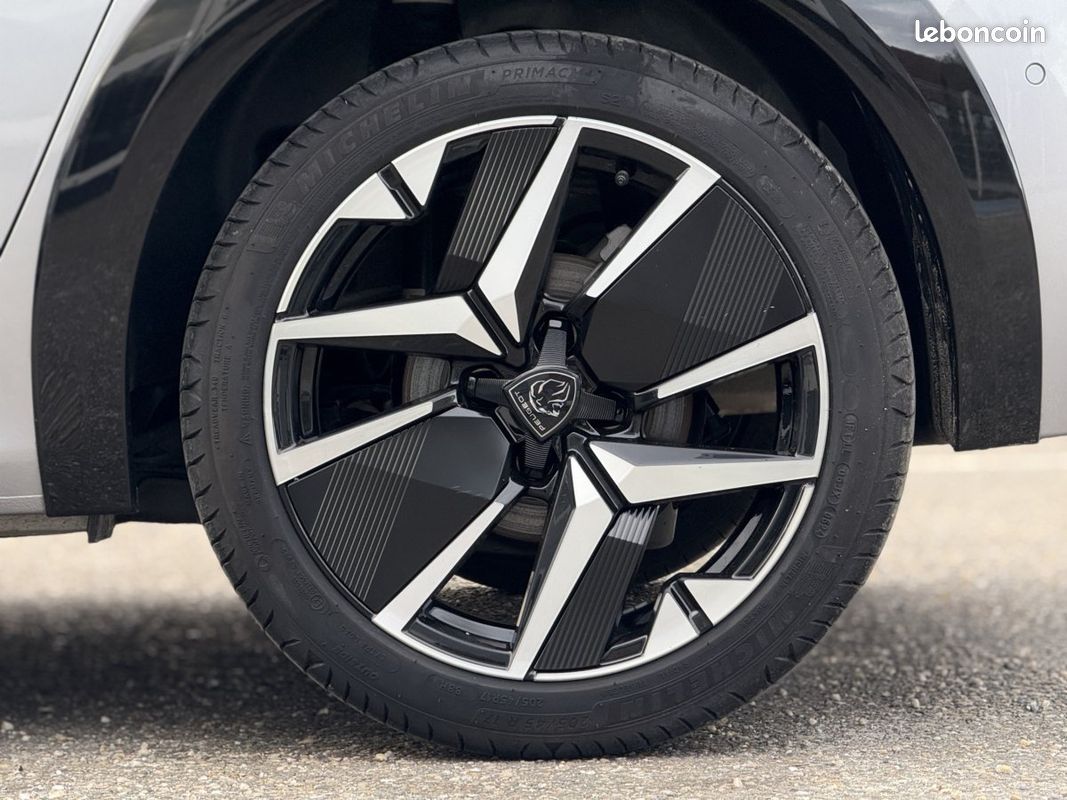 Peugeot 208 (2) Hybrid 110 e-DCS6 GT (image 37)