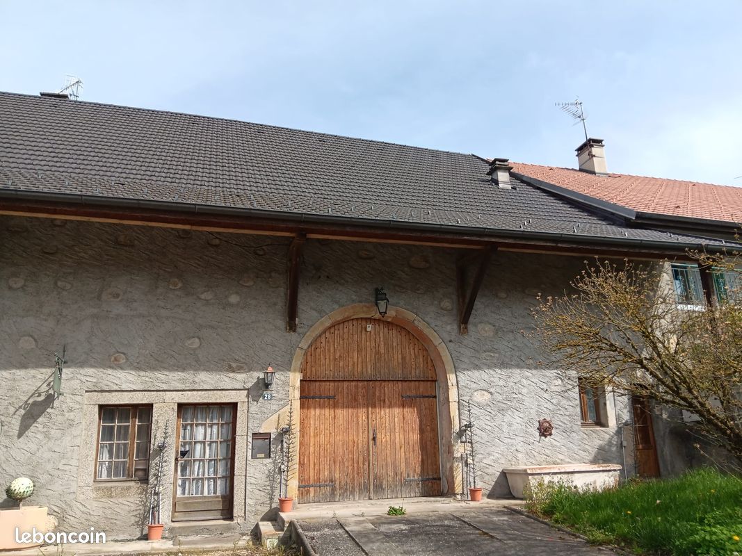 Maison 8 pièces 300 m² · à Vers · 300 m² · 320 000 €