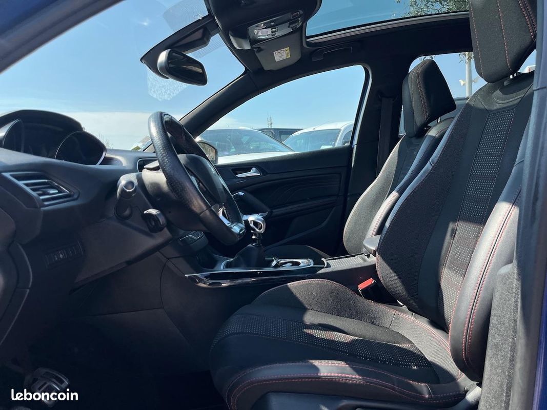 PEUGEOT 308 1.5 BlueHDi -GT Line 1ERE MAIN/ CAMERA / TOIT PANORAMIQUE / CARPLAY ANDROID AUTO (image 11)