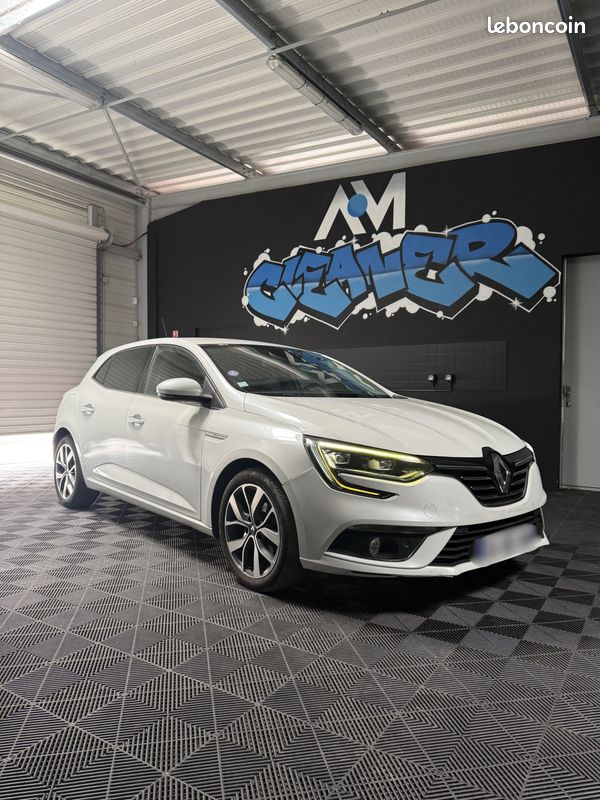 Renault MEGANE IV 1.2 TCE 130CH ENERGY INTENS (image 1)