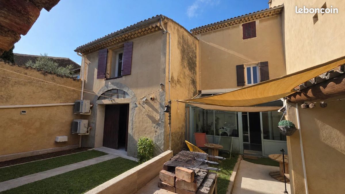 Maison 6 pièces 172 m² · à Charleval · 172 m² · 329 000 €