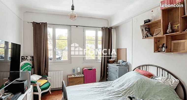 https://img.leboncoin.fr/api/v1/lbcpb1/images/90/04/d0/9004d0aa30c43702f1d24c471ee2f3de9d81a4b7.jpg?rule=ad-image