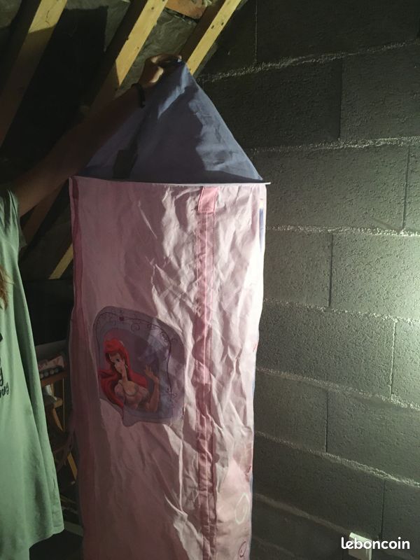 Tour de princesse pour lit enfant (image 1)