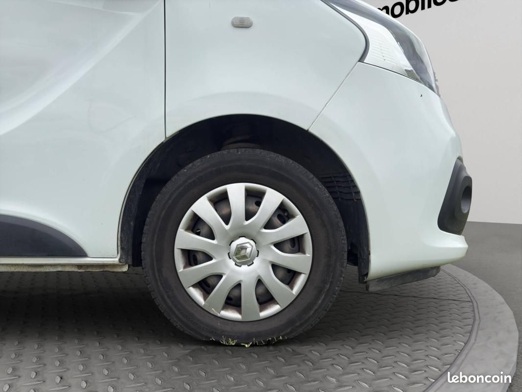 Renault Trafic III 1.6 dCi 125 Energy L1 Life 9PL (image 24)