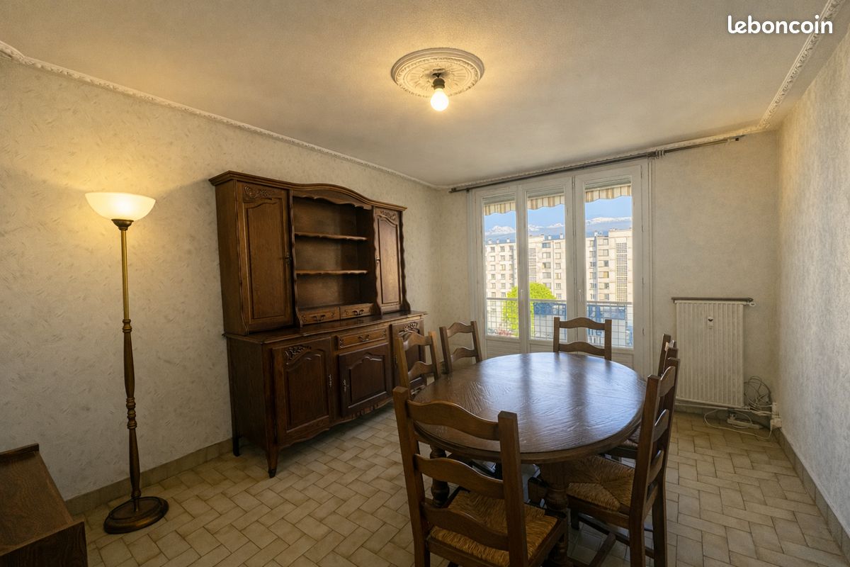 Appartement 4 pièces 65 m² · à Le Pont-de-Claix · 65 m² · 82 000 €