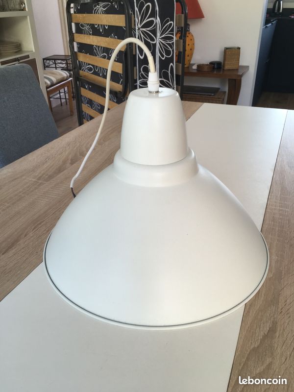 Luminaire suspension métal (image 2)