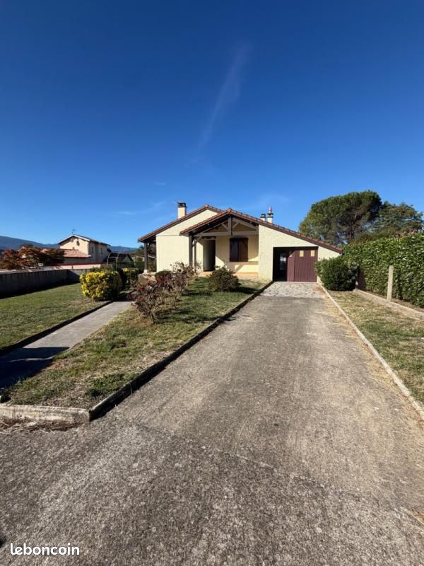 Maison 100 m² · à Montréjeau · 100 m² · 950 €/mois