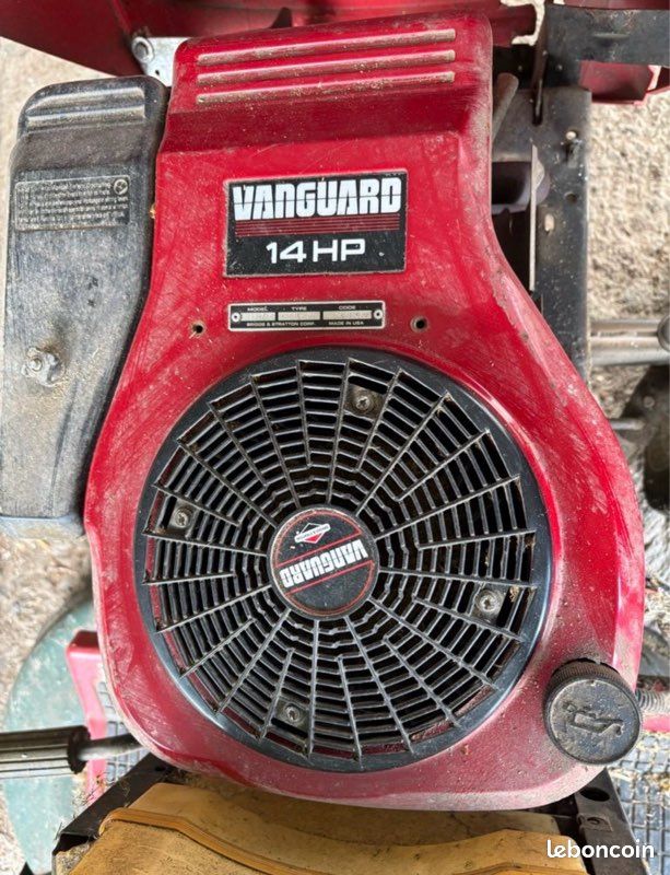 Tracteur tondeuse Jonsered LT15 (image 2)
