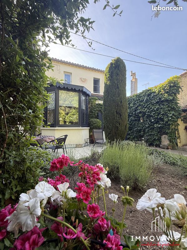 Maison 6 pièces 224 m² · à Nîmes · 224 m² · 475 000 €