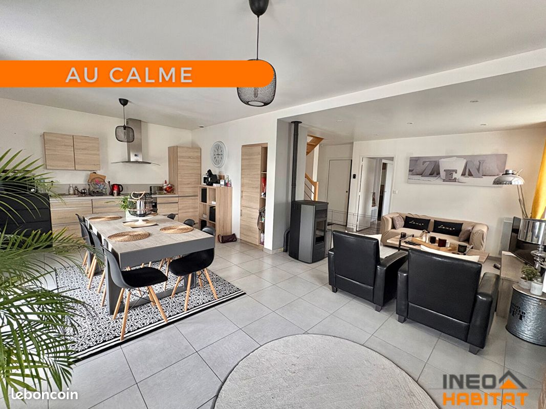 Maison 5 pièces 120 m² · à La Mézière · 120 m² · 1 065 €